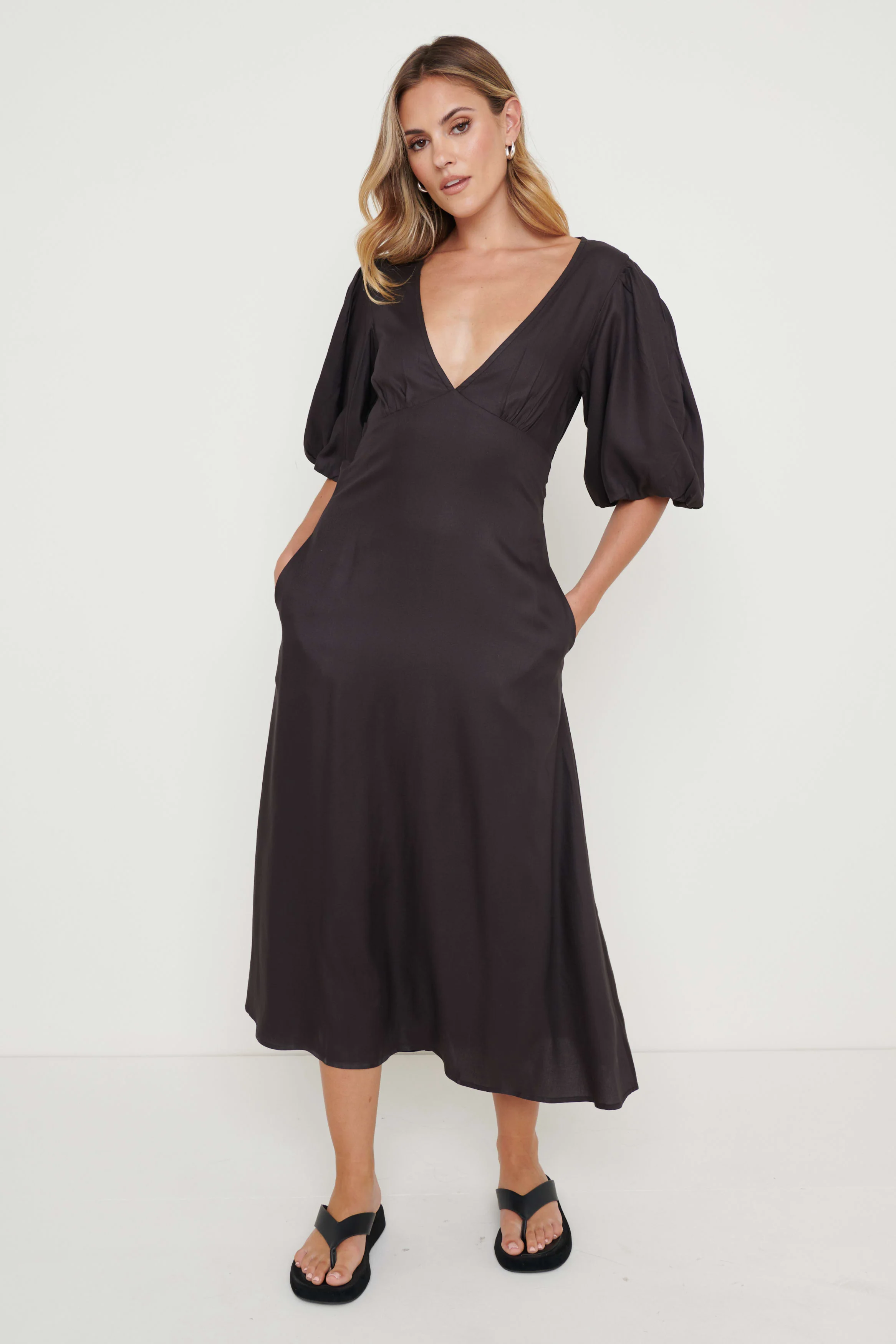Jeanelle Puff Sleeve Backless Dress - Black - Image 2