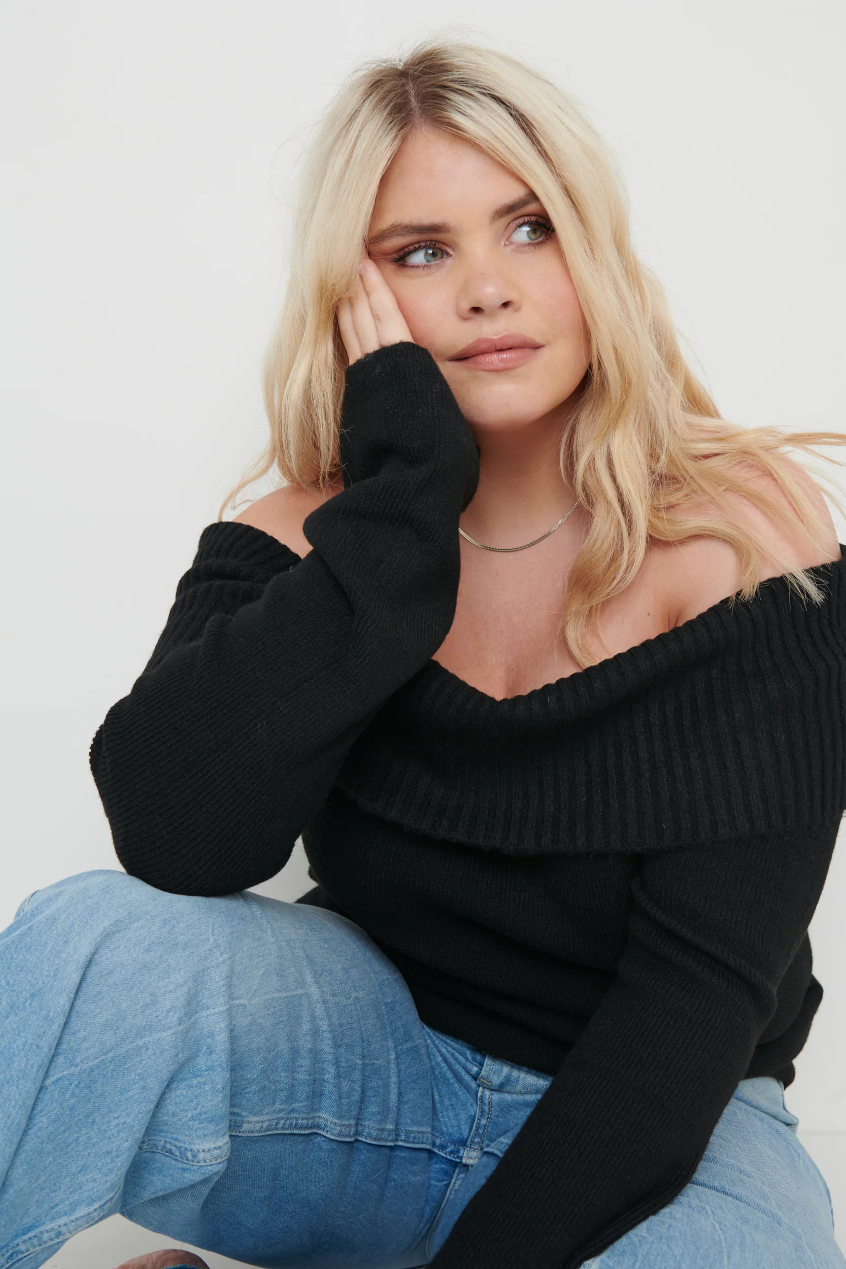 Soreya Bardot Soft Knit Top - Black - Image 6